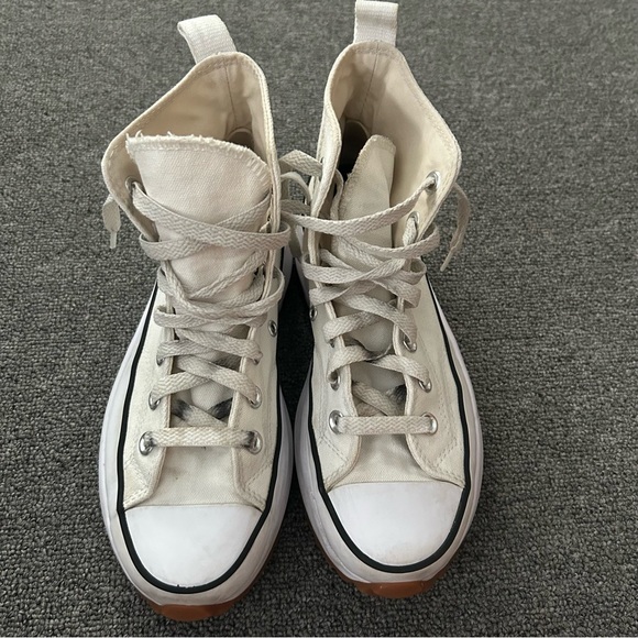 Converse Run Star Hike Lugged Hi Top in Cream, Black, & Gum Women’s Size 7 - Picture 15 of 16